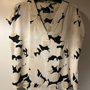 Apt. 9 Black and Cream Patterned Blouse